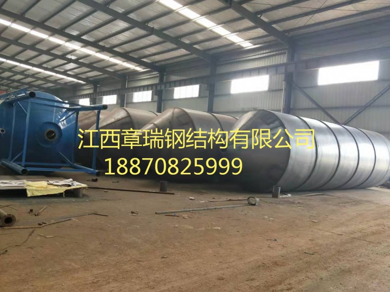 客戶預(yù)訂80T水泥罐，趕貨中