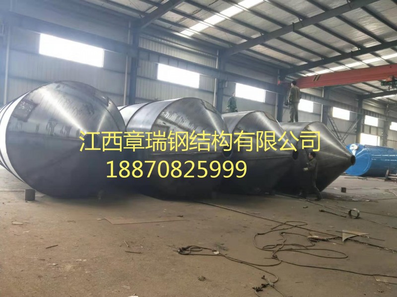 客戶預(yù)訂80T水泥罐，趕貨中