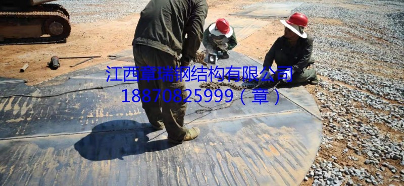 工地現(xiàn)場(chǎng)制作水泥罐
