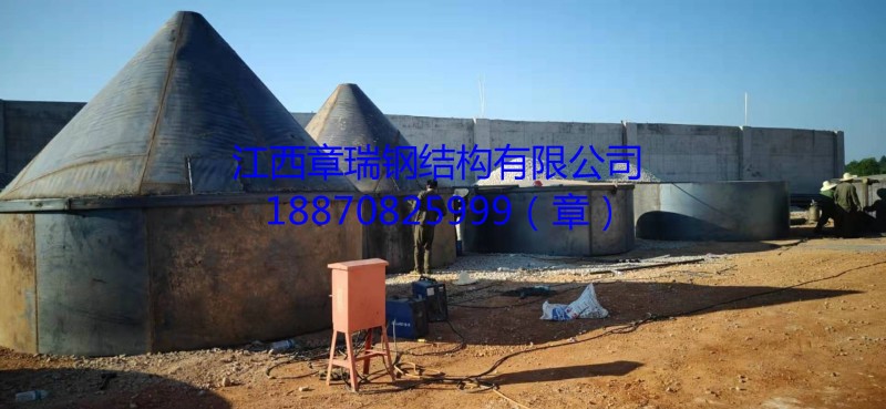 豐城工地，現(xiàn)場制作水泥罐