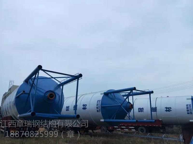 鵬冠建材6臺水泥罐發(fā)貨
