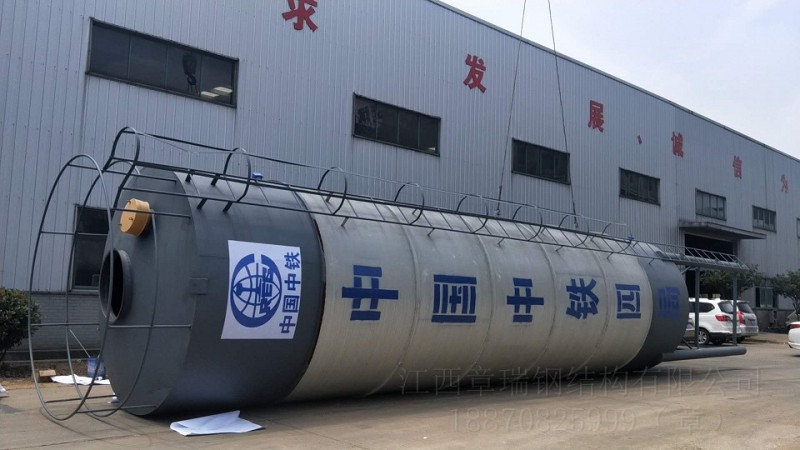 兩臺100T水泥罐發(fā)貨南昌