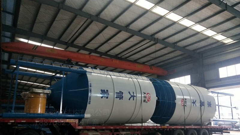4臺(tái)60T水泥罐，發(fā)貨吉安